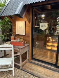 Ellen Cafe House