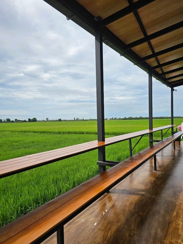 บ้านพลอย คาเฟ่ : ราชบุรี