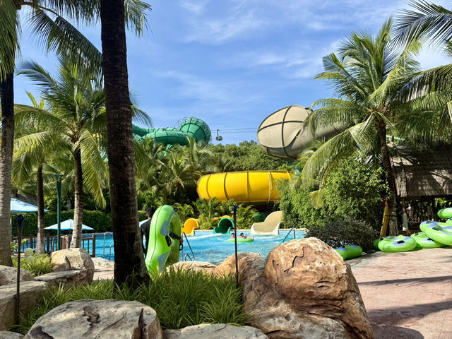 Aquatopia with Kids: Wild Splash Fun in Phú Quốc