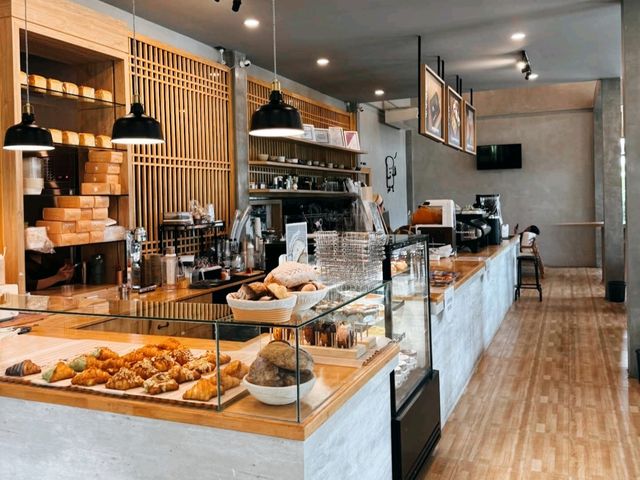 ☕ : Suki Desu Bakery คาเฟ่บุรีรัมย์