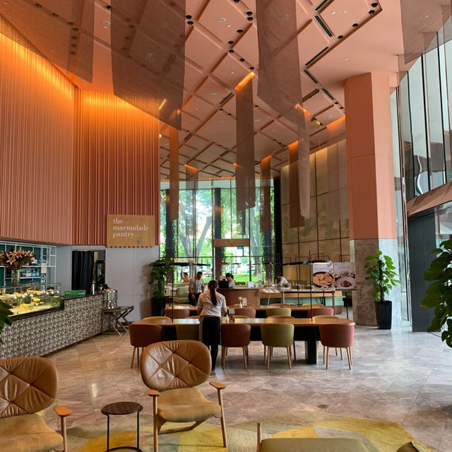 My Stay at Oasia Hotel Downtown: Singapore's Green Oasis! 🌿🏨✨