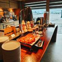 香港機場貴賓室：Plaza Premium Lounge Gate 35，舒適尊享體驗