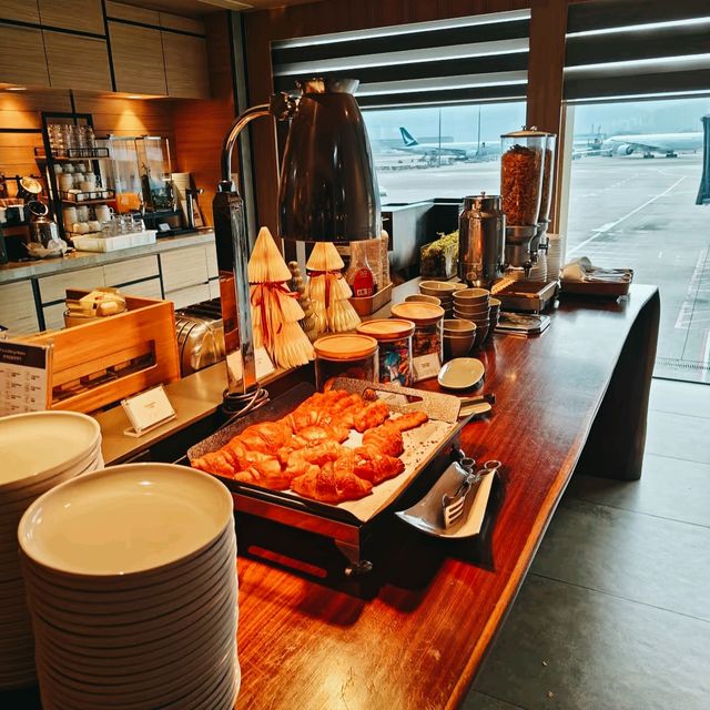 香港機場貴賓室：Plaza Premium Lounge Gate 35，舒適尊享體驗