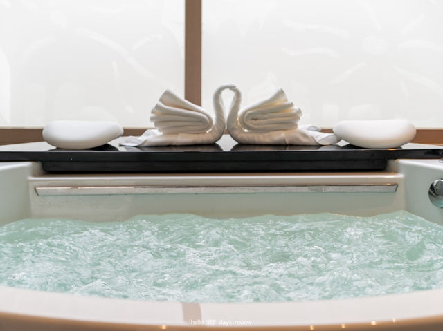 Nalinya Villa Spa at The Little Shore Khaolak 