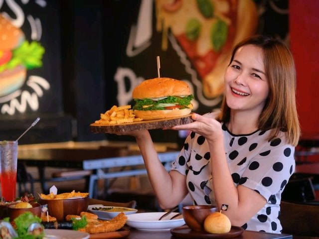 ร้านสเต๊กถาดเจ้าดังในพัทยา
