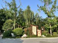🌿 Huanhuaxi Park – A Calm Escape in the Heart of Chengdu