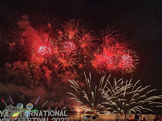 เทศกาลพลุนานาชาติพัทยาหรือ Pattaya Internatial