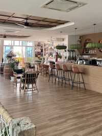 Summer House Pattaya ชิลๆริมหาดจอมเทียน
