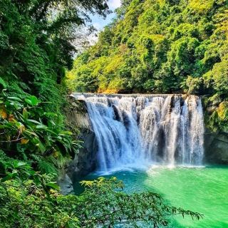Taiwan's Niagara Falls! The breathtaking Shifen Waterfall.