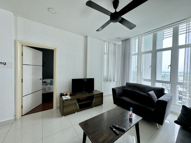 🏠 Batman-Themed Duplex at 1Medini – Fun & Spacious Stay for Big Families