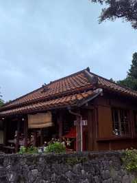 沖繩｜王國村看傳統琉球民居 琉球玻璃diy、還有世界最長的蛇