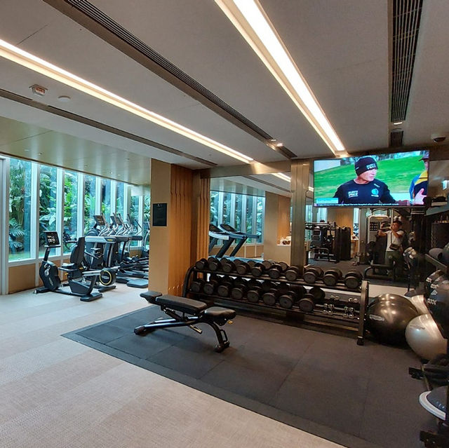 The Silveri Hong Kong ~ MGallery: Chic Comfort Above the Clouds