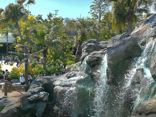 The Mesmerizing Fantasy springs in Tokyo Disney Sea