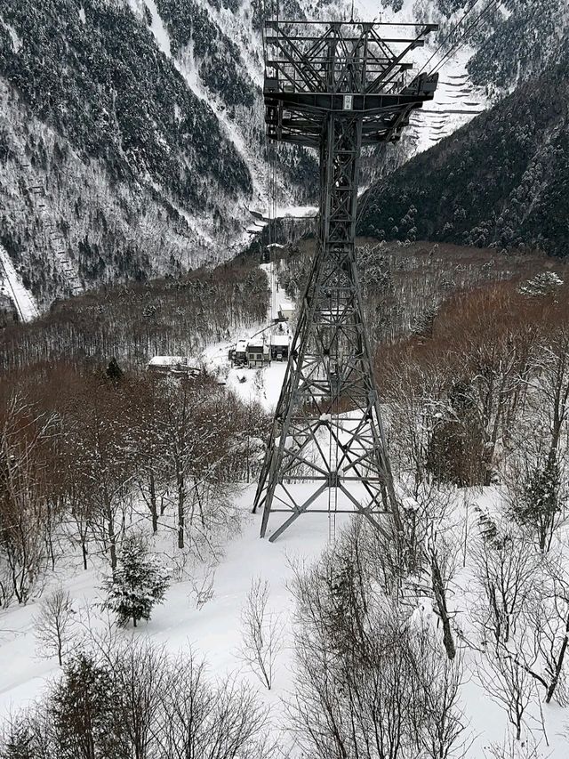 SHIN-HOTAKA ROPEWAY.