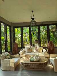 The Hidden Resort & Restaurant รีสอร์ทลับในป่า