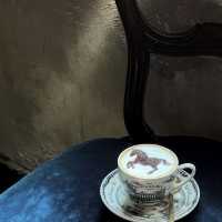 Mustang Blu Café