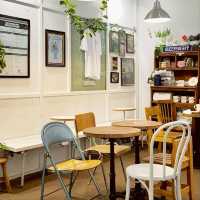 Queensberry Donut House