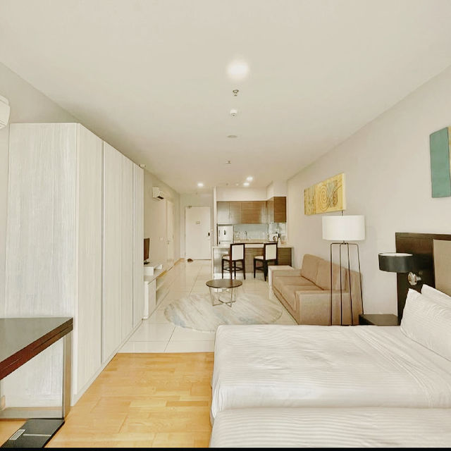 Suite Serenity and Coastal Connections