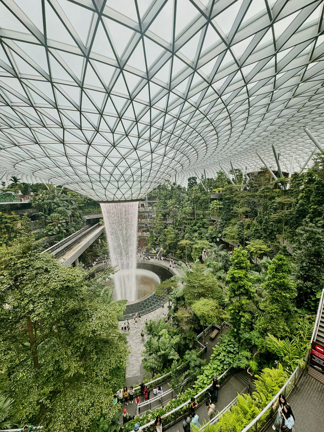 The jewel at Changi airport. Let’s see what all the fuss is about!
