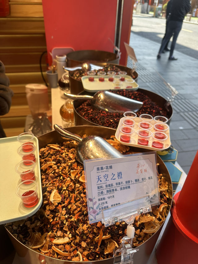 Yuyuan old street 