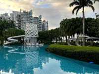 Vibrant Vibes & Island Glam – My Poolside Stay at W Singapore Sentosa Cove