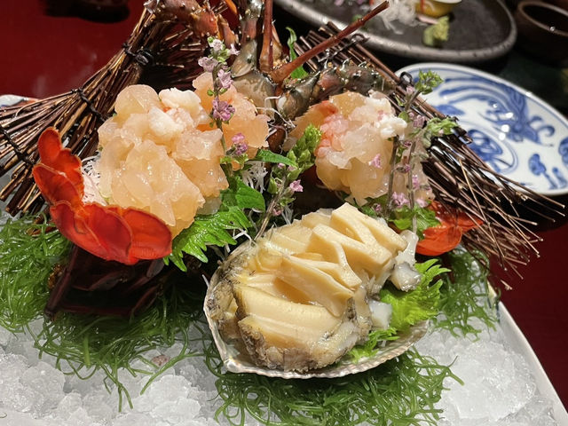 프라이빗 온천과 특별한 가이세키 요리가 빛나는 힐링의 료칸