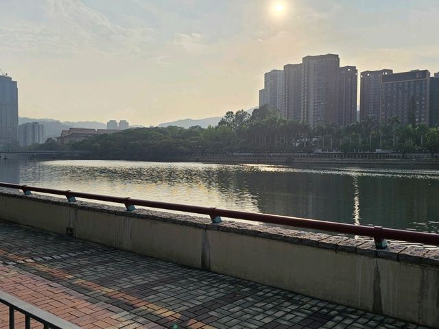 環境優美嘅城門河，無敵日落景色