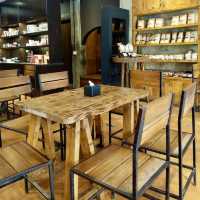 Anomali Coffee Ubud