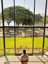 🌅✨ Riverside Serenity in Kuching: Hilton Views & Royal Majesty ✨👑