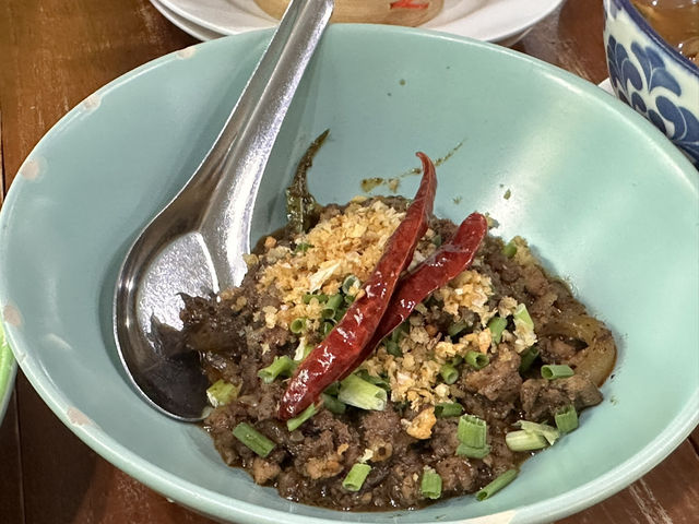 ร้านข้าวซอยไทยใหญ่(อั่วอุดร) ร้านข้าวซอยไทยใหญ่(อั่วอุดร)