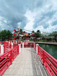 Taman Sahabat Kuching: Beautiful Park Celebrating Friendship and Culture