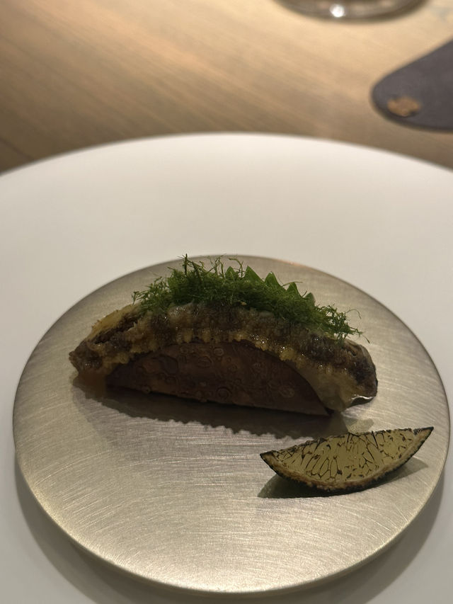 A Culinary Experience at Mosu in Hong Kong 🇭🇰  A Culinary Experience at Mosu in Hong Kong 🇭🇰