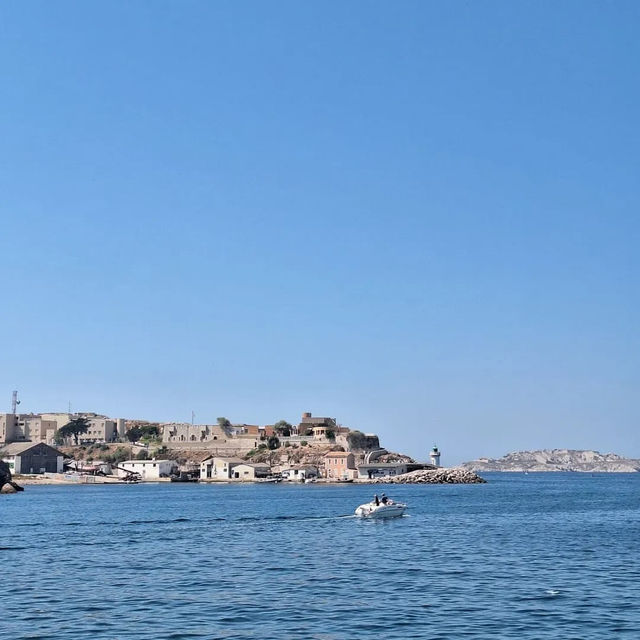 Marseille Beckons with Coastal Energy and Rich History Marseille Beckons with Coastal Energy and Rich History