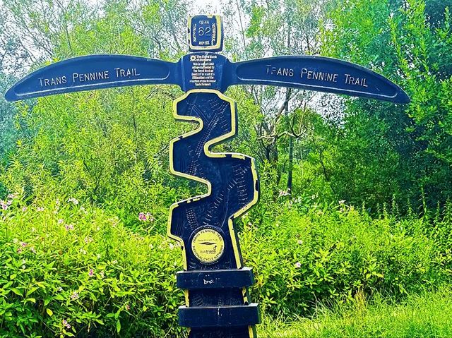 Reddish Vale Country Park – Nature on the Edge of the City Reddish Vale Country Park – Nature on the Edge of the City