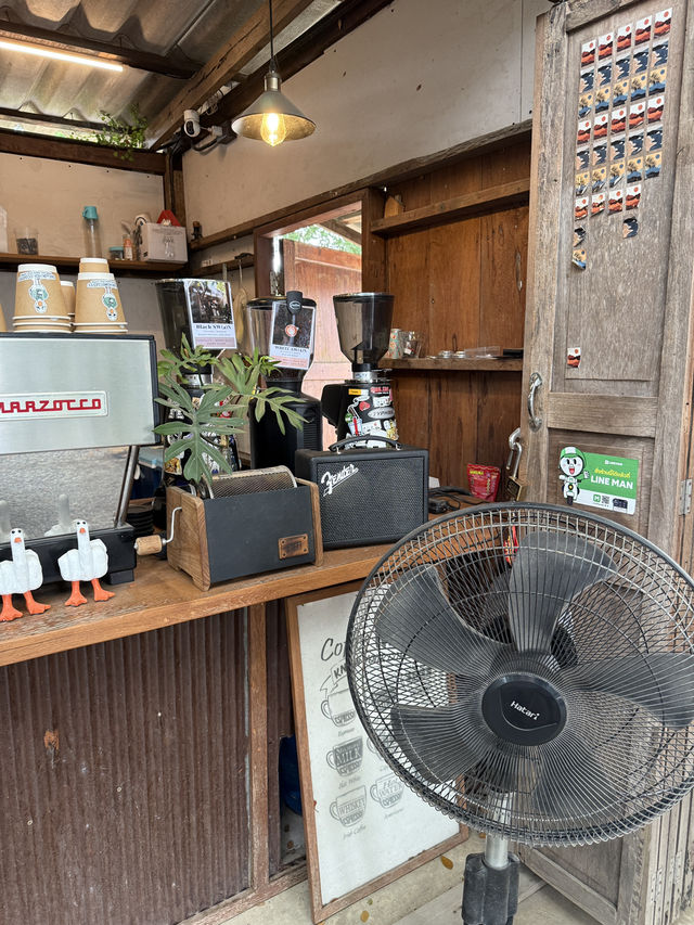 ร้านกาแฟลับ! ย่านหางดง✨ ร้านกาแฟลับ! ย่านหางดง✨