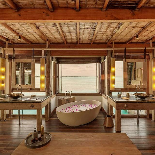 Castaway in Style
