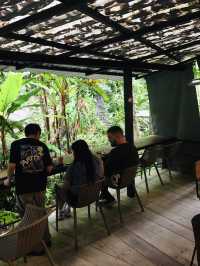 รีวิวร้านกาแฟ Teddy Coffee แม่กำปองกลางหุบเขา
