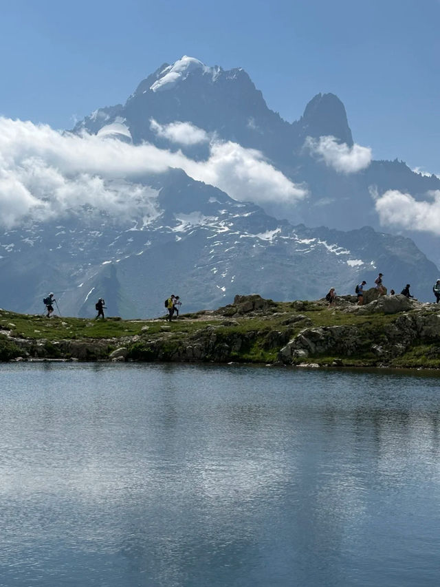 Revolving Around the Beauty of Nature: Eyes – France 