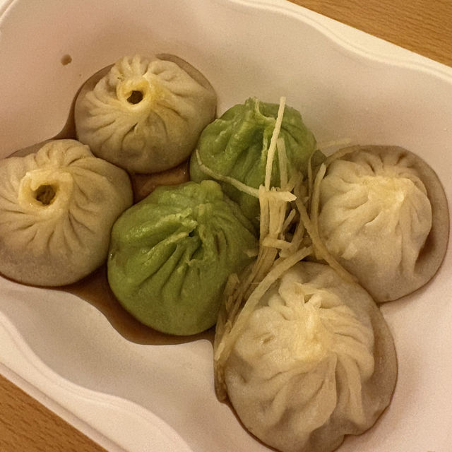 【神奈川/横浜🇯🇵】「焼き小籠包」が魅力✨ 鵬天閣