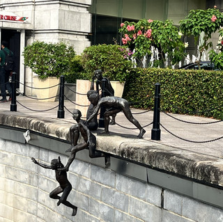 🏮 Old Meets New Along the Singapore River 🏮