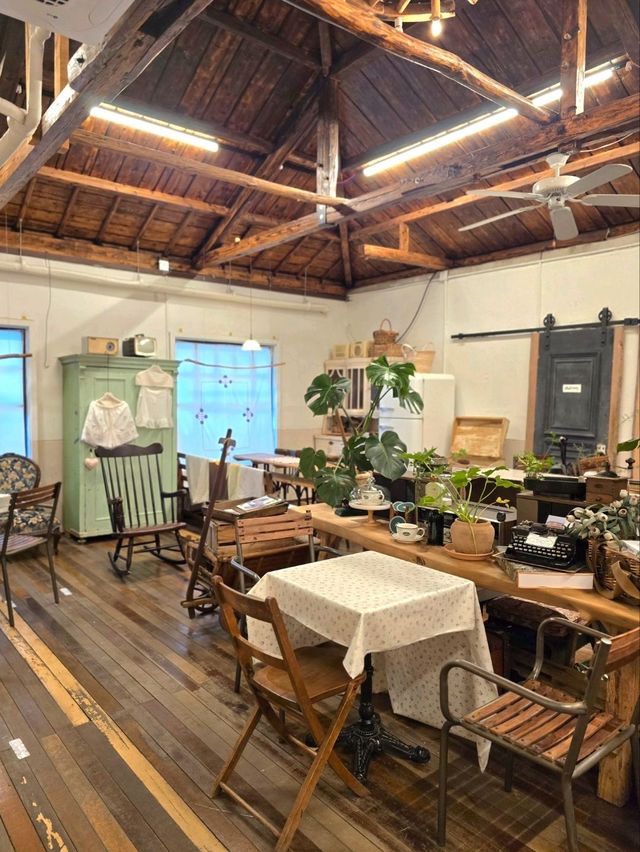 독특한 분위기와 과거의 향기 가득한 전주 데이트코스🧡