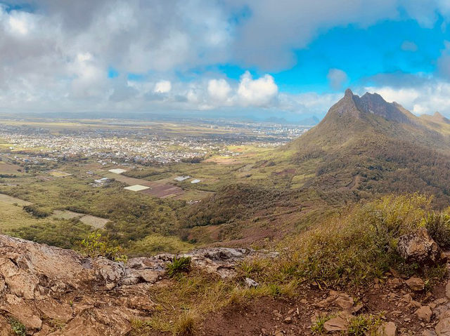 Le Pouce - Unforgettable peak in Mauritius 