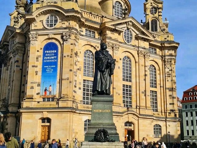 ⛪ Frauenkirche – Munich’s Iconic Gothic Cathedral
