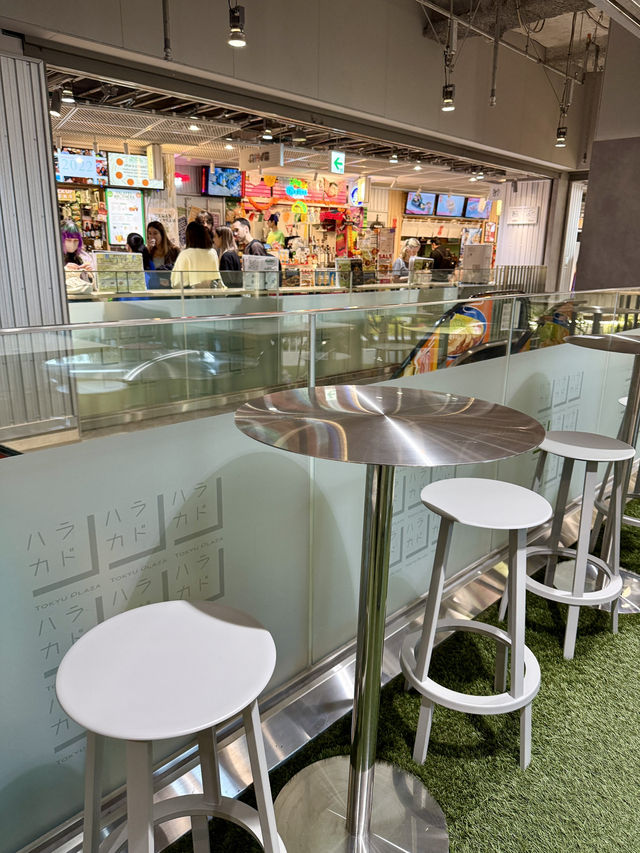 🩷 Pop & Playful Break at Share Cafe 🩷 Pop & Playful Break at Share Cafe