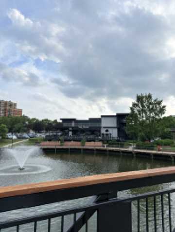 วันชิล ๆ ที่ Rio Lakefront