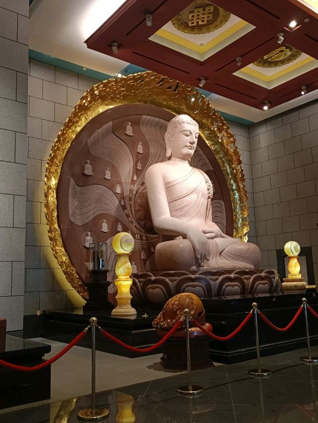 佛國淨土與落羽松秘境交織的南投中台禪寺