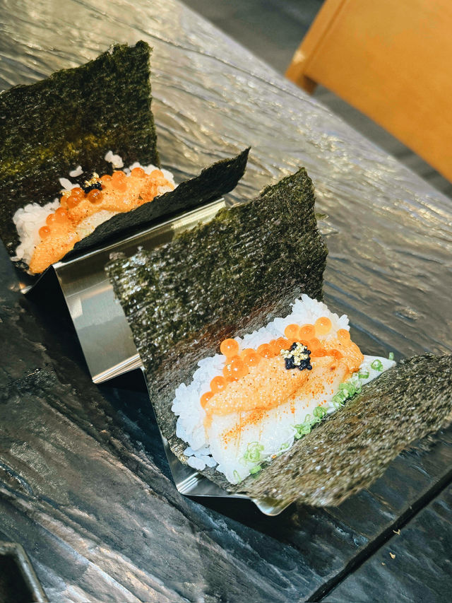 Trying Handroll at Izumidai