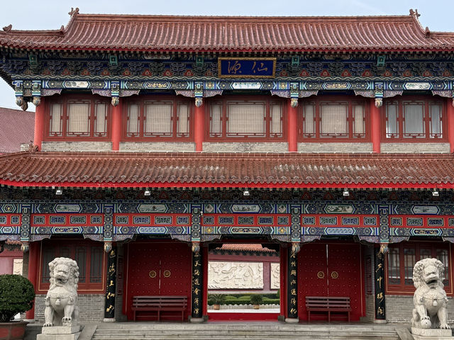  📸 신선처럼 걸어보자! 보조롱박 모양 아치형 통로 인생샷 명당 여행장소 ✨