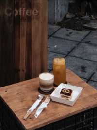 Ba Cậu Café – A Cozy Hidden Spot Inside an Old Hanoi House