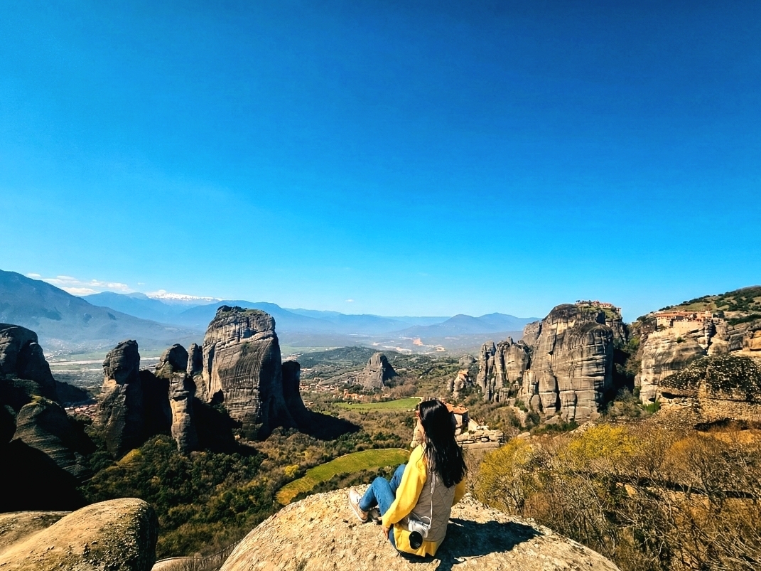 Monasteries in the Sky: Meteora Viewpoints in Greece (feat. a Cat)